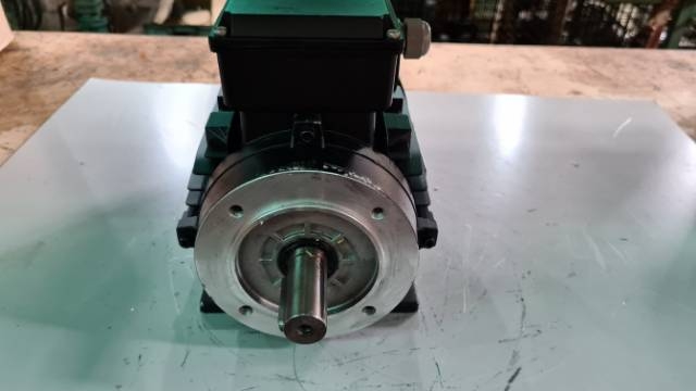 Monarch 0.75Kw, 930 RPM 6 Pole Foot/Flange Electric Motor (New)