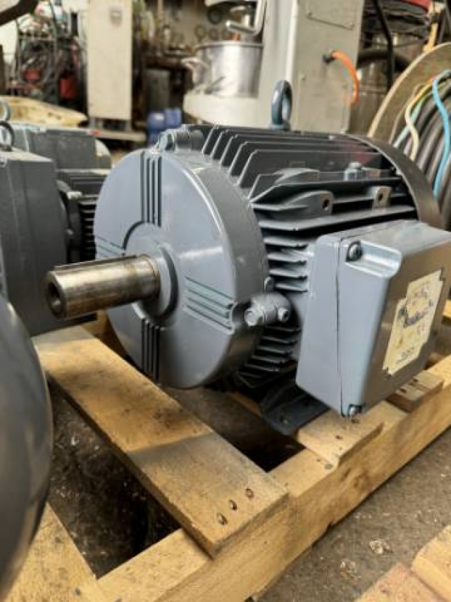 Brook Crompton 5.5Kw, 2910 RPM 2 Pole Electric Motor