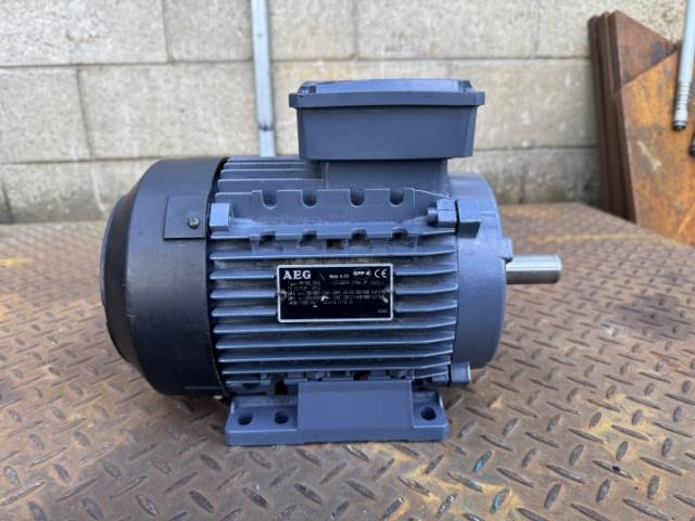 AEG 1.5Kw, 1400 RPM Electric Motor