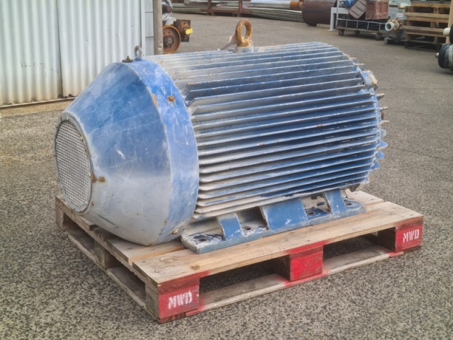 CMG 185Kw, 990 RPM, 6 Pole Electric Motor