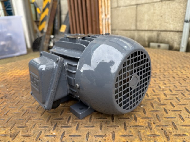 WEG 0.75Kw, 1420 RPM Electric Motor
