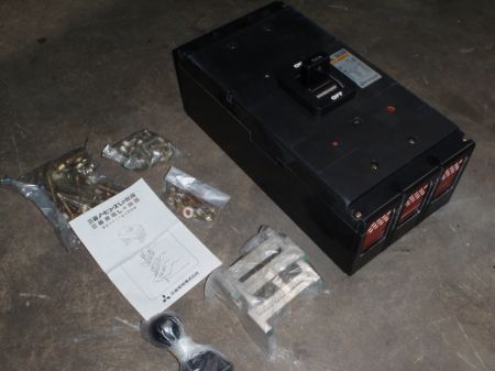 Mitsubishi 700amp No Fuse Breaker