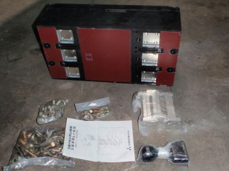 Mitsubishi 700amp No Fuse Breaker