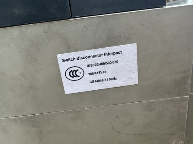 Schneider Electric INS 400, 400 Amp Switch Disconnector