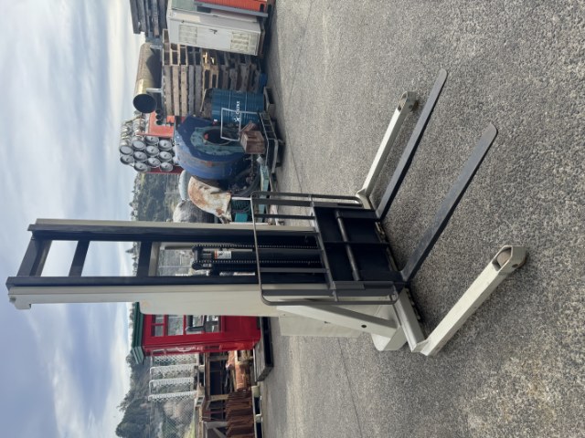 Crown Walk-behind 1000kg Forklift