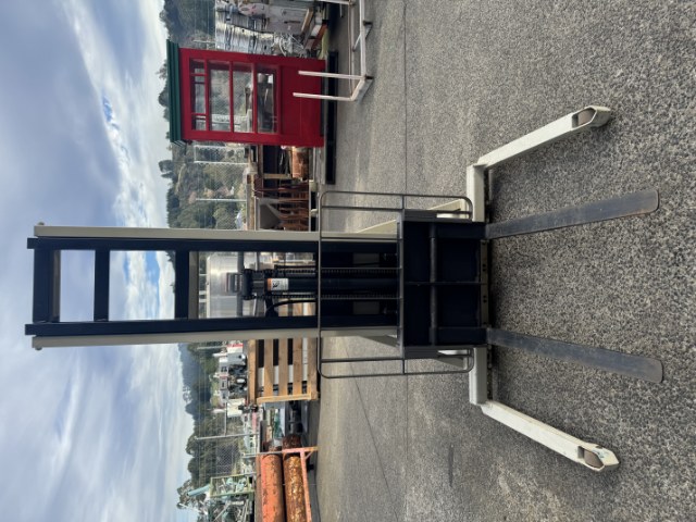 Crown Walk-behind 1000kg Forklift