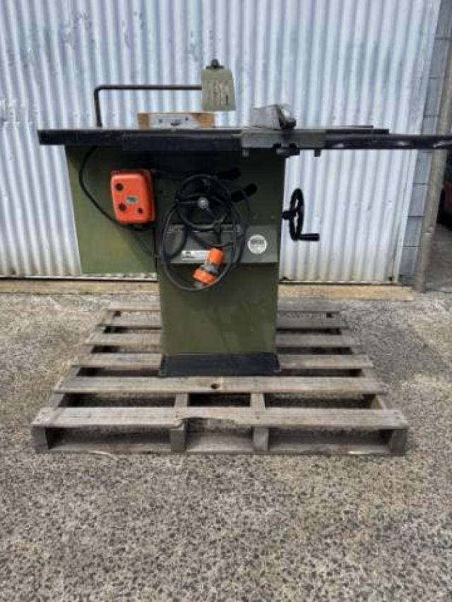 Dyco Superfine Table Saw