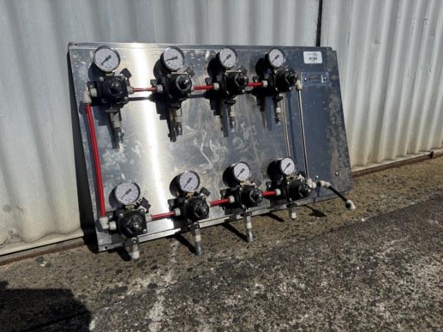 Co2 Regulator / Distribution Panel