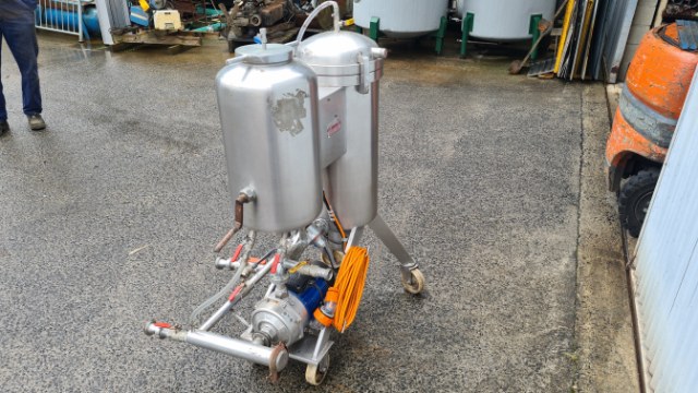 Self-Contained Mobile Liquid Filtration System