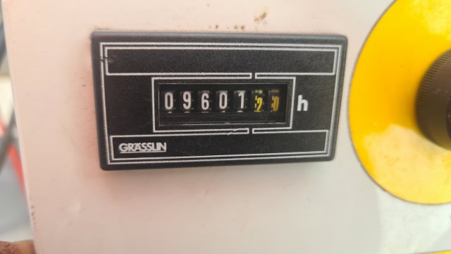 4Kw Hydrovane 504 Air Compressor