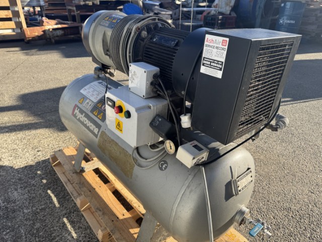 4Kw Hydrovane 504 Air Compressor