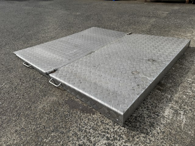 Aluminium Foldable Access Ramp