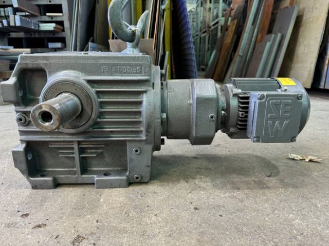 SEW 0.37KW, 1.2 RPM Geared Motor