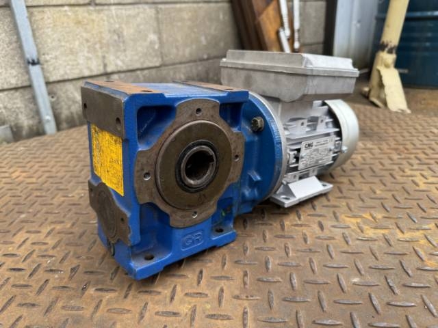 CMG 0.18Kw, 9.6 RPM Single Phase Geared Motor