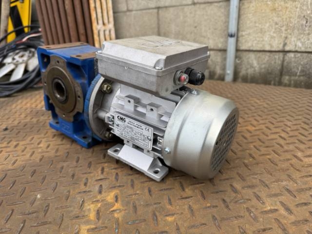 CMG 0.18Kw, 9.6 RPM Single Phase Geared Motor