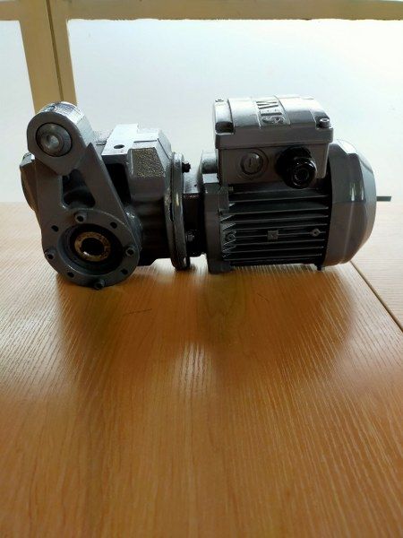 SEW Eurodrive 0.25Kw, 191 RPM, 21mm Bore, Geared Motor