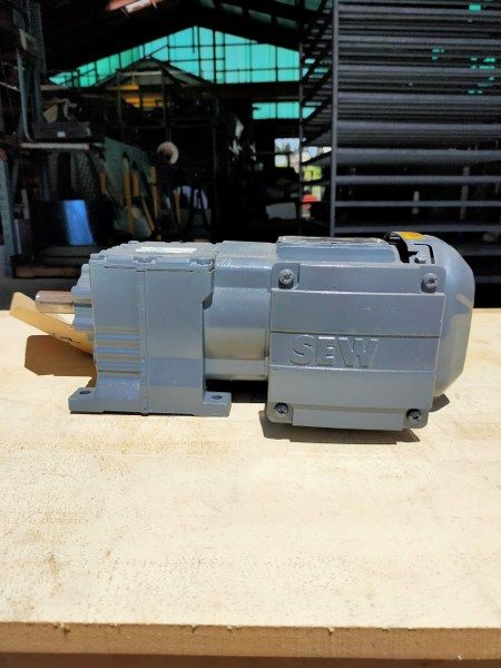 SEW Eurodrive 0.37Kw 240RPM Motor