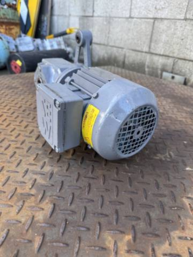 SEW- Eurodrive 0.37Kw, 160 RPM Geared Motor