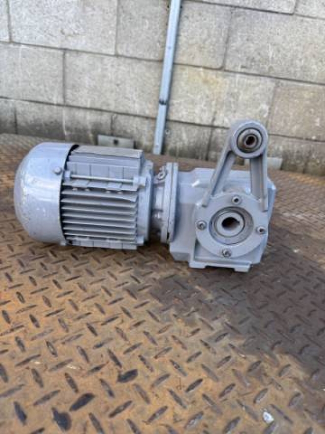 SEW- Eurodrive 0.37Kw, 160 RPM Geared Motor