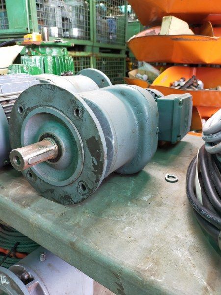 SEW Eurodrive 0.55Kw, 41 Rpm Geared Motor