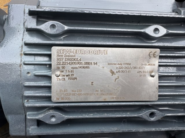 SEW Eurodrive 1.5Kw, 65 RPM Geared Motor