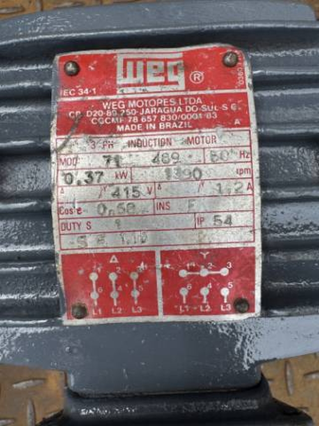 WEG 0.37Kw, 253 RPM Geared Motor