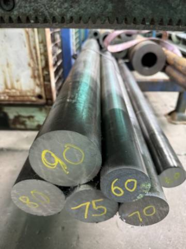 New 70mm 1045 (Medium Tensile) Steel Round Bar