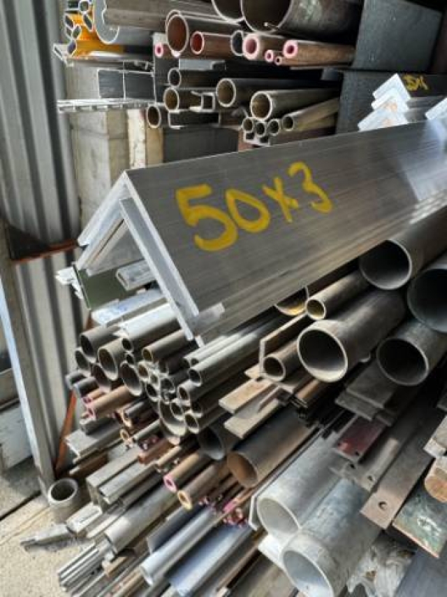 New Aluminium 50 x 50 x 3 Angle