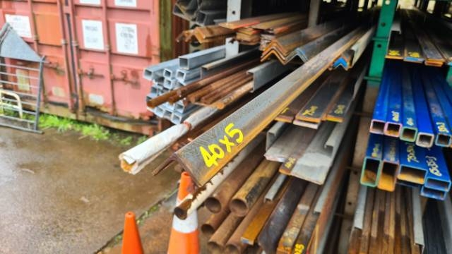 New Steel 40x40x5 Angle