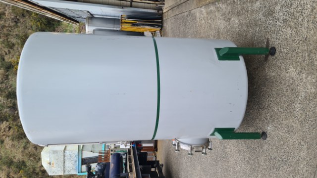 2480 Litre Painted Stainless Steel Tank