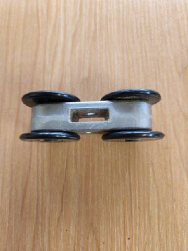 Henderson 290 Door Rollers